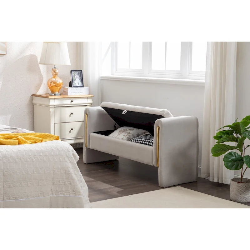 Banc de rangement capitonné avec bordure en métal doré, velours ivoire et gris
