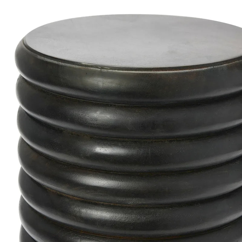 Tabouret d'appoint rond en bois massif nervuré, finition naturelle