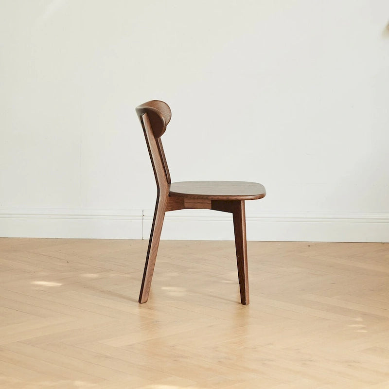 Chaise de salle à manger en bois de chêne massif, dossier incurvé, finition naturelle noyer