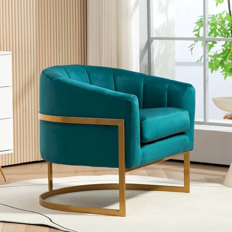 Fauteuil crapaud en velours avec piètement en métal doré