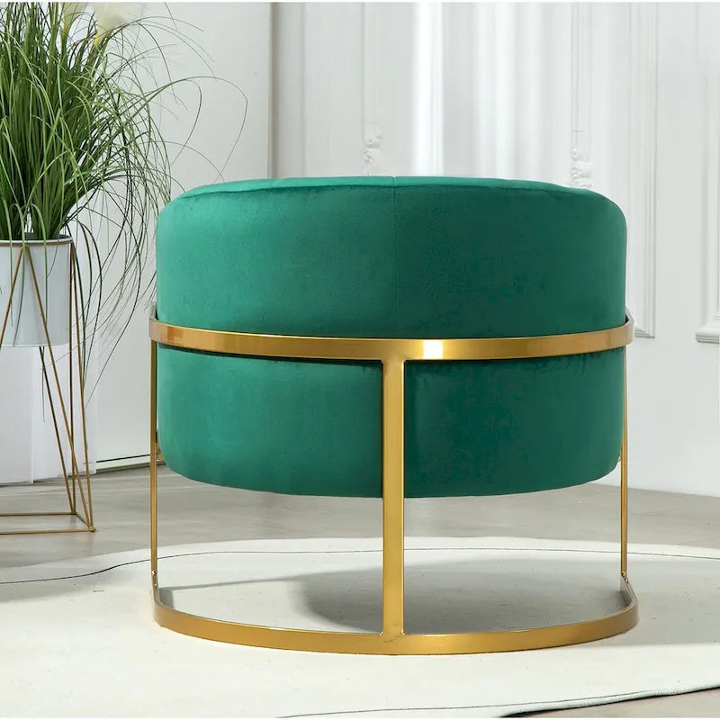 Fauteuil crapaud en velours avec piètement en métal doré